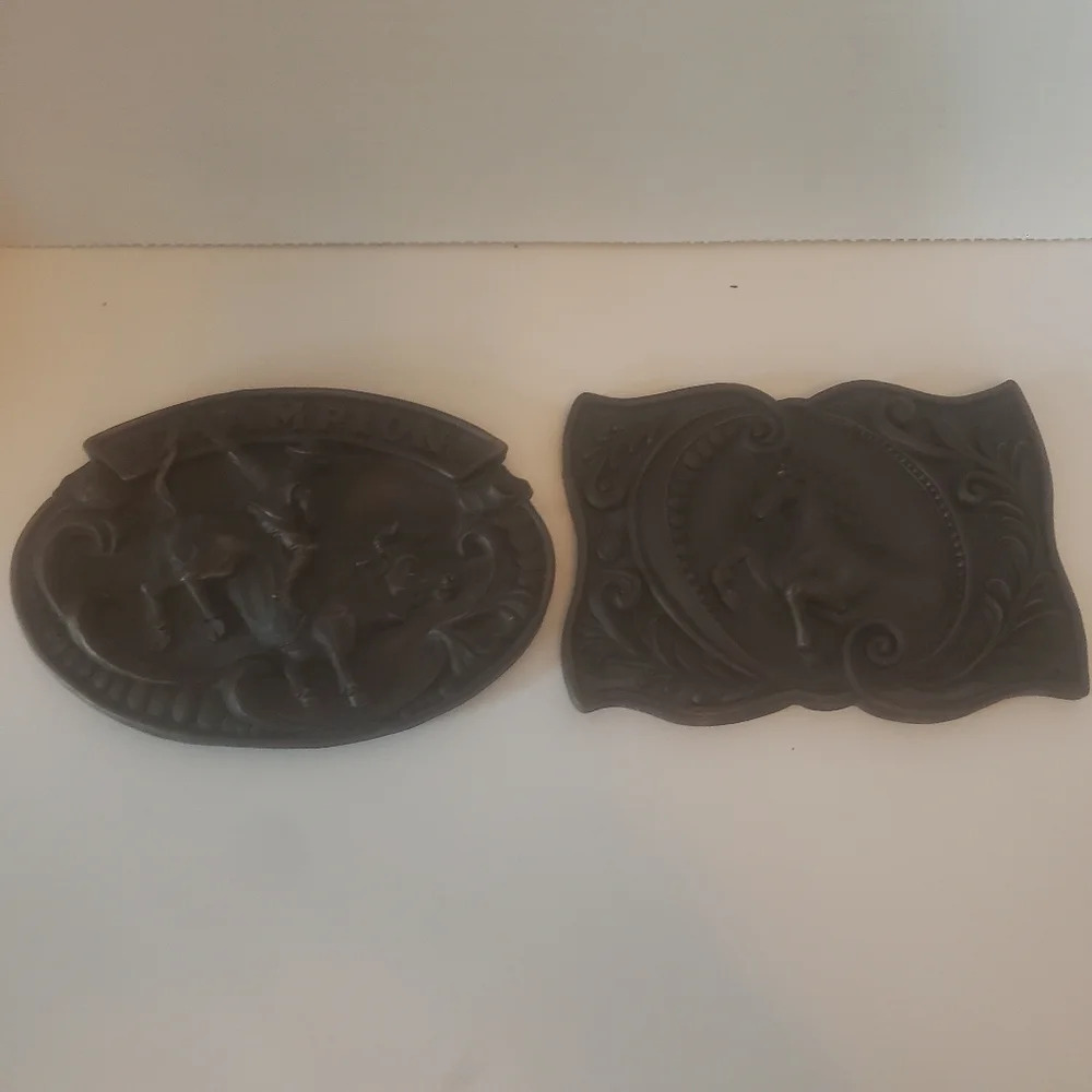 Connie Heidrich Home Interiors set of 2 Rodeo Buckles Wall Plaques.